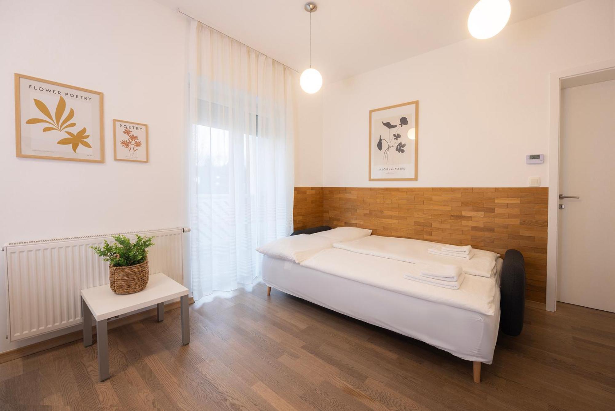 Apartment Agenija *