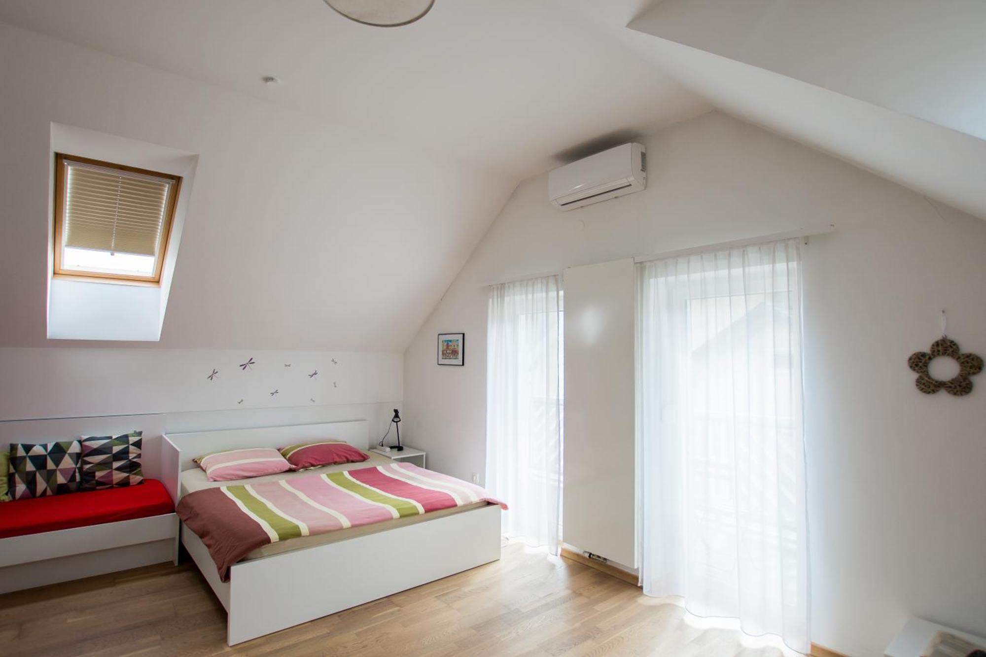 Apartment Agenija *